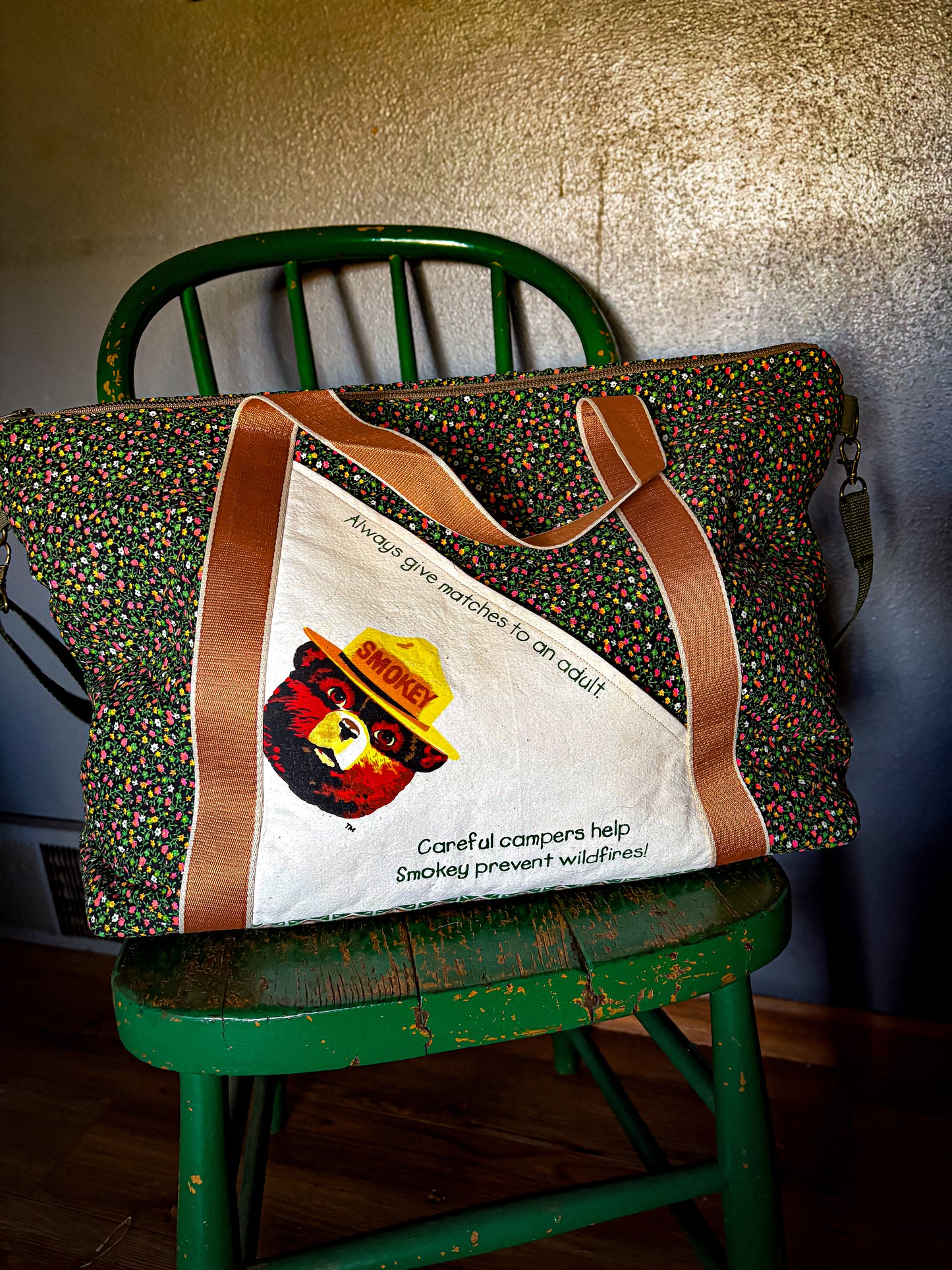 Mabel Overnighter- Smoky Bear