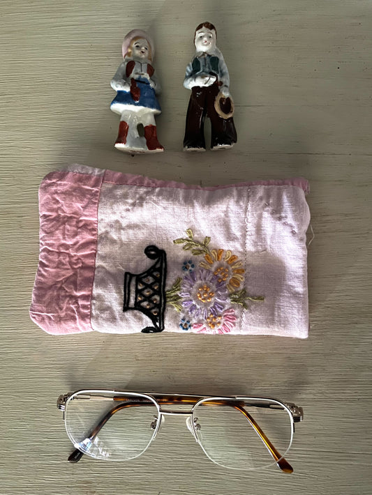 Glasses Pouch- embroidered floral